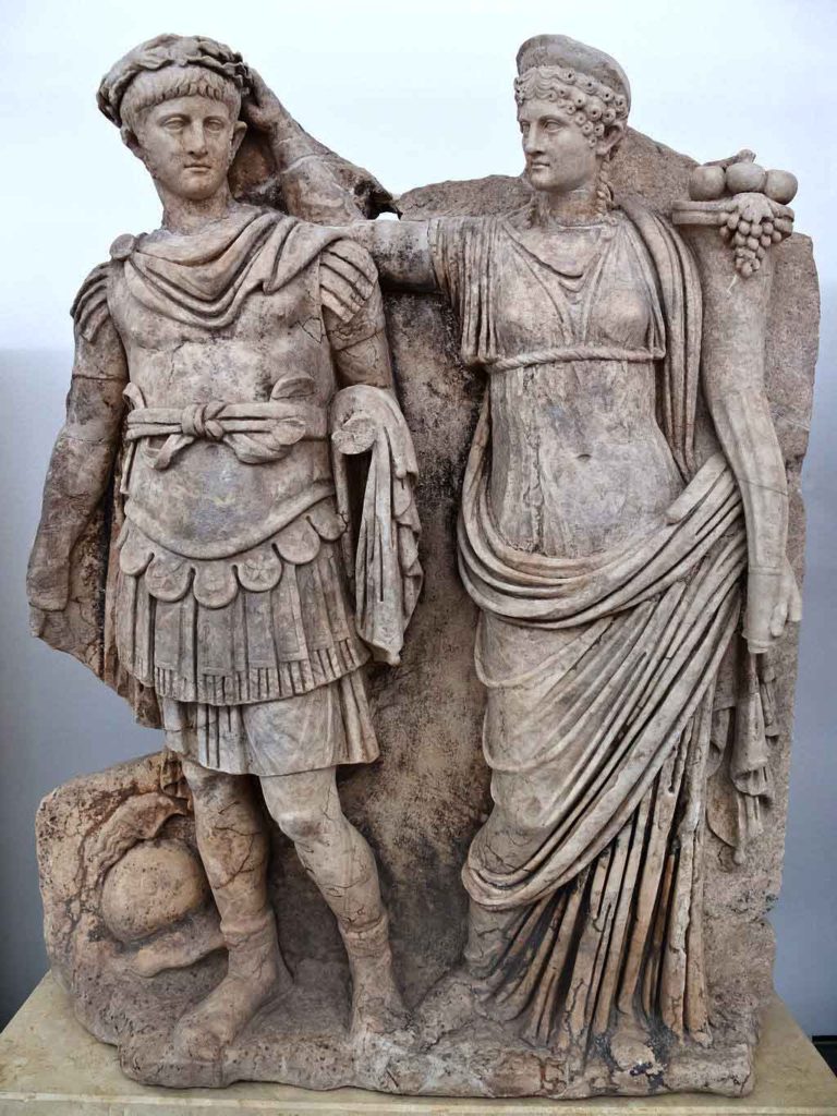 Neroni me nenen e tij, Agripina